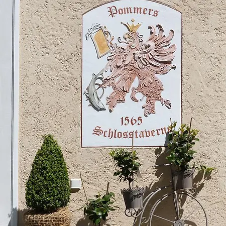 Schlosstaverne Hotel *