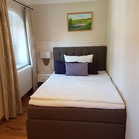 Hotel Schlosstaverne *