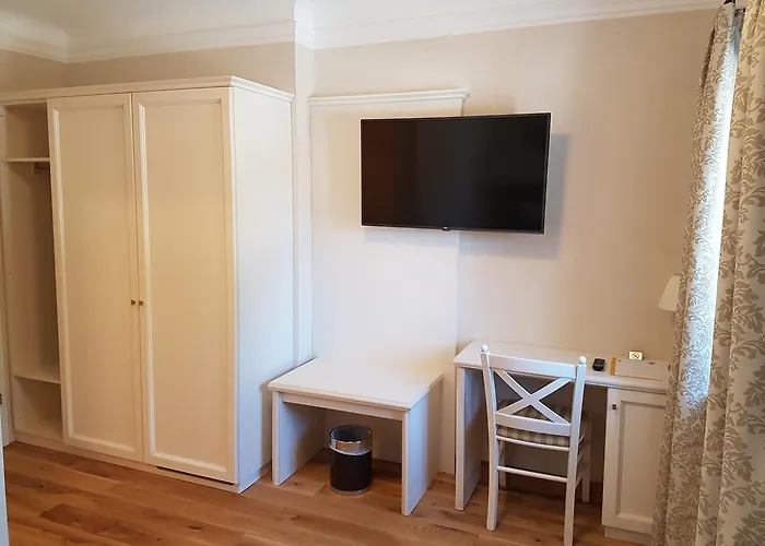 Hotel Schlosstaverne *